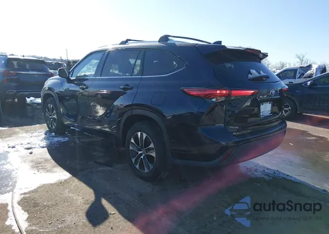 2021 Toyota Highlander Xle из США, поврежденный, VIN 5TDGZRBH7MS112101